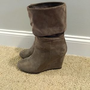 Dark Grey Suede Express Souche Platrom Heel Boots